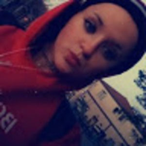 Meet your Posher, Cynthia